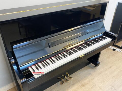 Đàn piano cơ Yamaha U1E