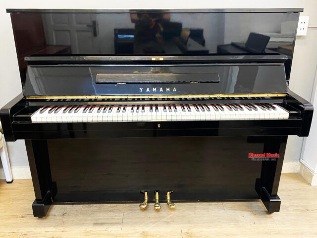 Đàn piano cơ Yamaha U1E