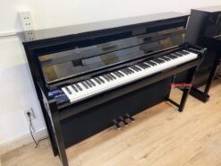 đàn piano điện Yamaha CLP 685 PE