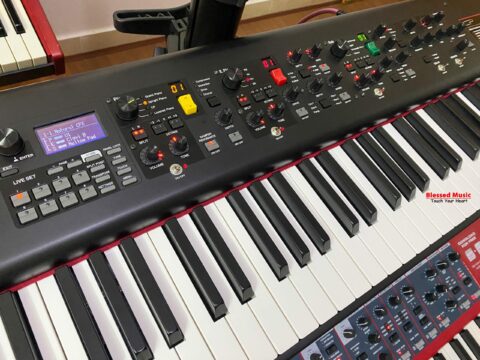 Đàn Piano Yamaha CP73