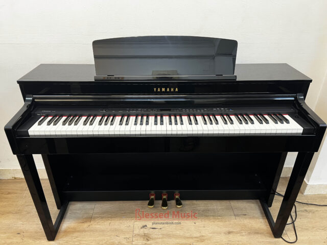 Đàn Piano điện Yamaha CLP 470PE