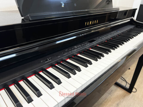 Đàn Piano điện Yamaha CLP 470PE