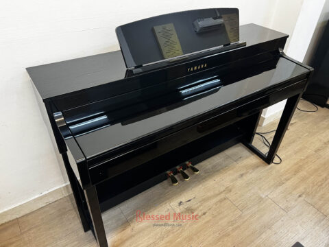 Đàn Piano điện Yamaha CLP 470PE