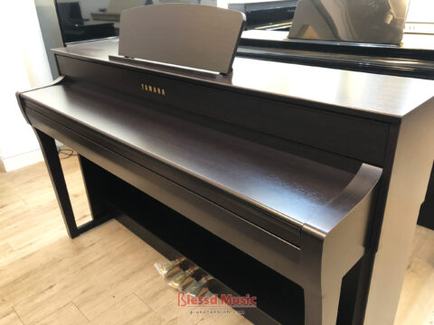 đàn Piano Điện Yamaha CLP 735r