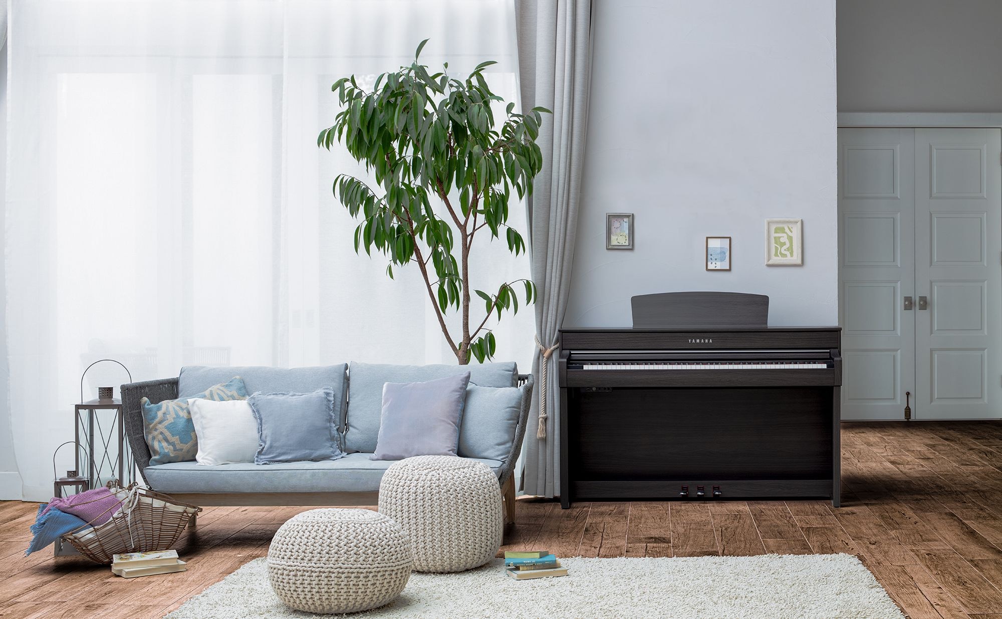 Đàn Piano Điện Yamaha CLP 745