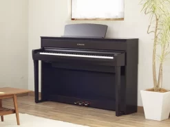 Đàn Piano Điện Yamaha CLP 675