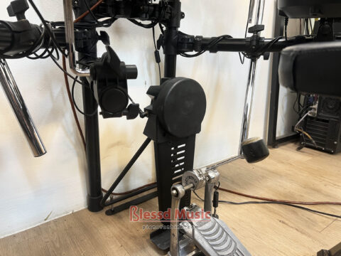 Trống điện tử Roland TD 4