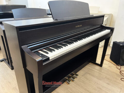 Đàn Piano Điền Yamaha CLP 675 R