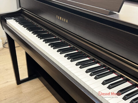 Đàn Piano Điền Yamaha CLP 675 R