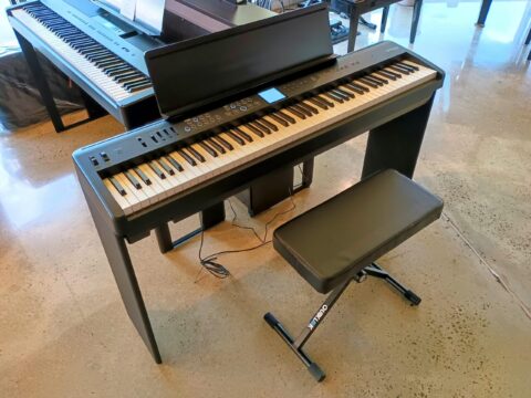 Đàn Piano Điện Roland FP E50