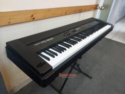 Đàn Piano Roland RD 600