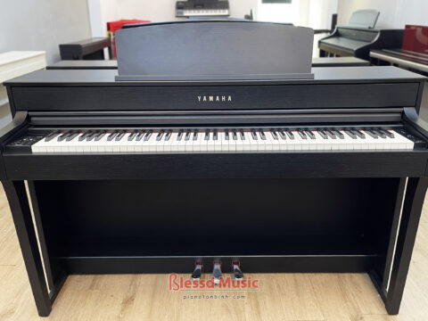 Đàn Piano Điện Yamaha CLP 645B