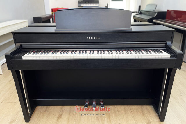 Đàn Piano Điện Yamaha CLP 645B