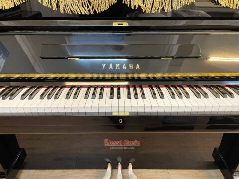 Đàn Piano cơ Yamaha U2C