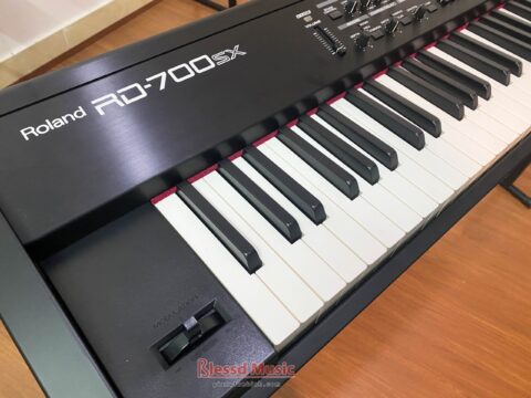 Đàn Piano Roland RD 700sx