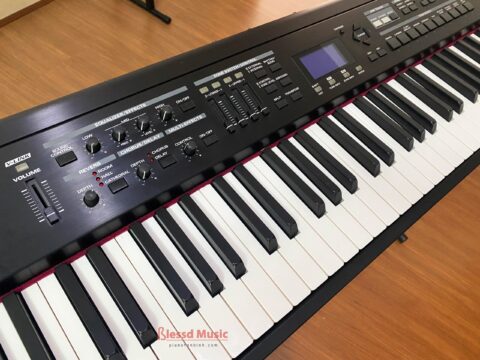 Đàn Piano Roland RD 700sx