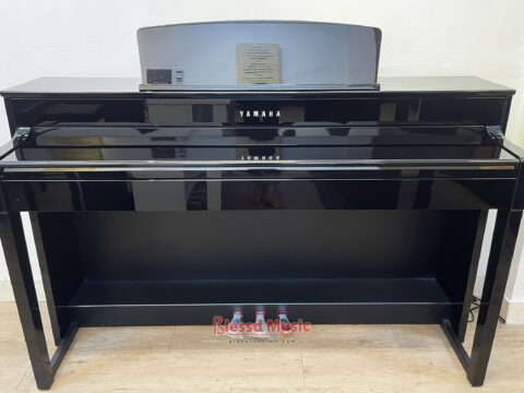 Đàn Piano Điện Yamaha CLP 575 PE