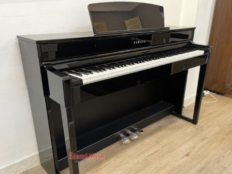 Đàn Piano Điện Yamaha CLP 575 PE