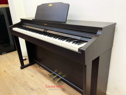 Đàn Piano Điện Roland HP 504 RW