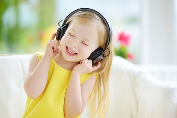 Nghe nhạc thường xuyên giúp bạn cảm âm tốt hơn