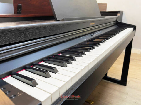 Đàn Piano điện Roland RP 701 DR