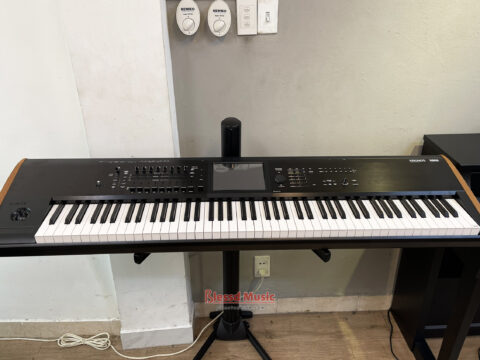 Đàn Korg Kronos 2 88