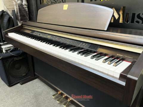 Đàn Piano Điện Yamaha CLP 950R