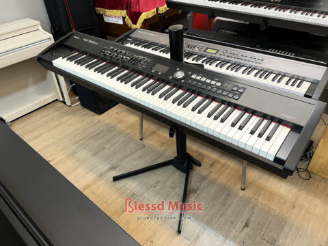 Đàn Piano Roland RD 700NX