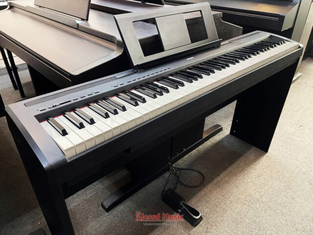 Đàn Piano điện Yamaha P 85B