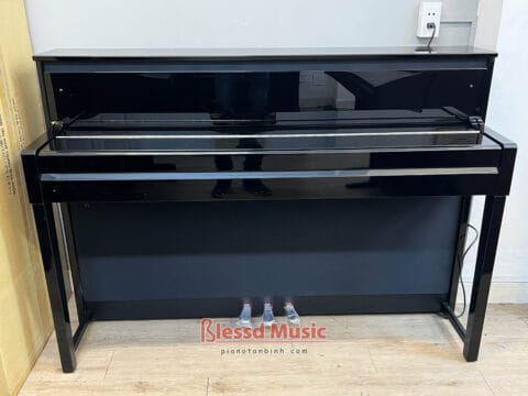 Đàn Piano Điện Yamaha CLP 585 PE