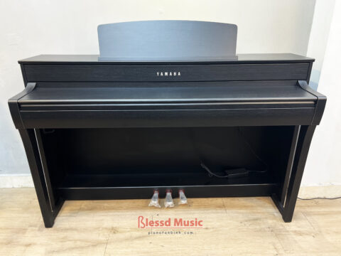Đần Piano điện Yamaha CLP 745B