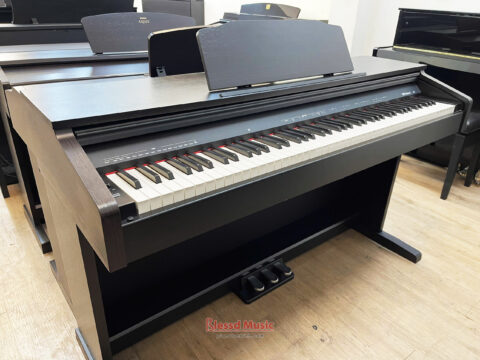 Đàn Piano điện Roland RP 30