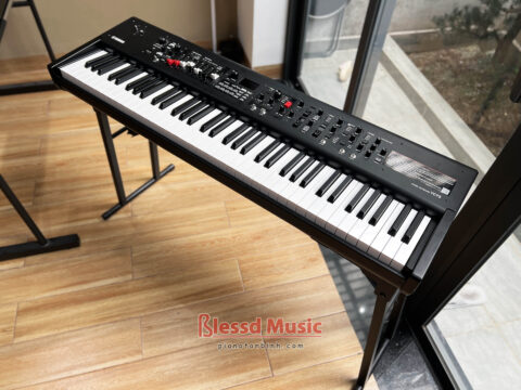Đàn Yamaha YC 73