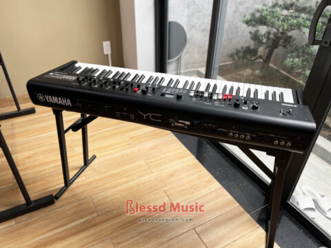 Đàn Yamaha YC 73