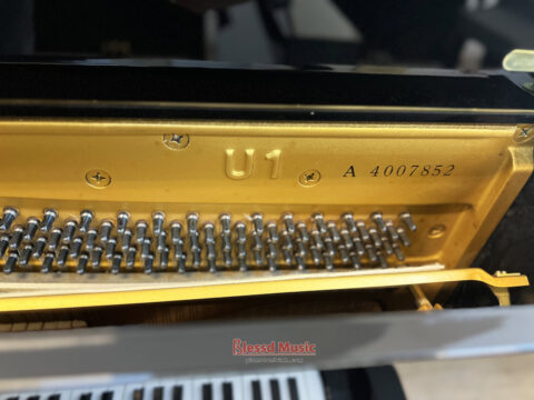 Đàn Piano cơ Yamaha U1A