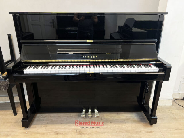 Đàn Piano cơ Yamaha U1A