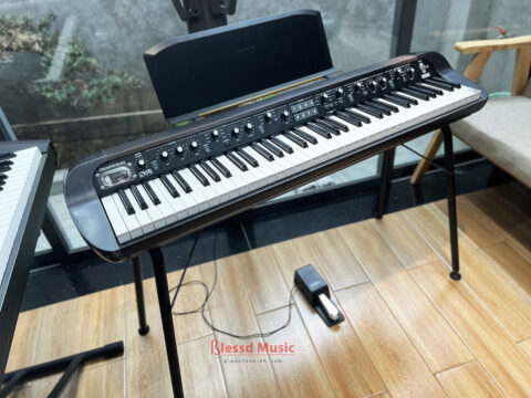 Đàn Korg SV1 73