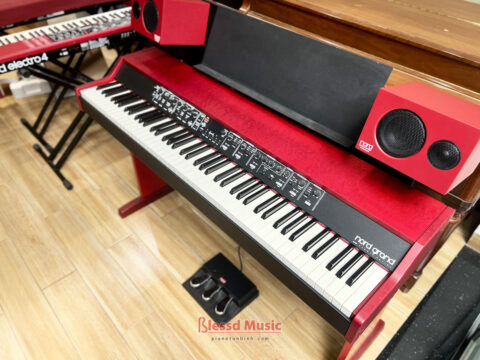 Đàn Piano Nord Grand