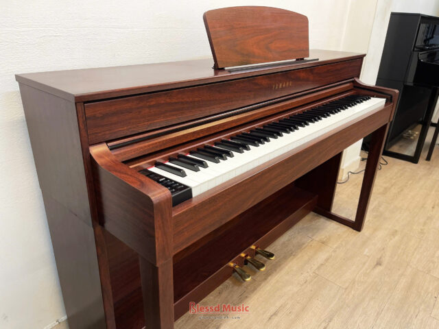 Đàn Piano điện Yamaha CLP 535M