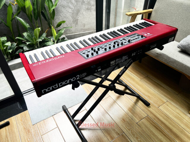 Đàn Nord Piano 2 HP