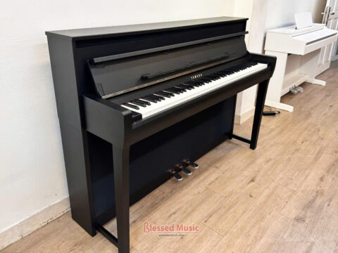 Đàn Piano Điện Yamaha CLP 785B