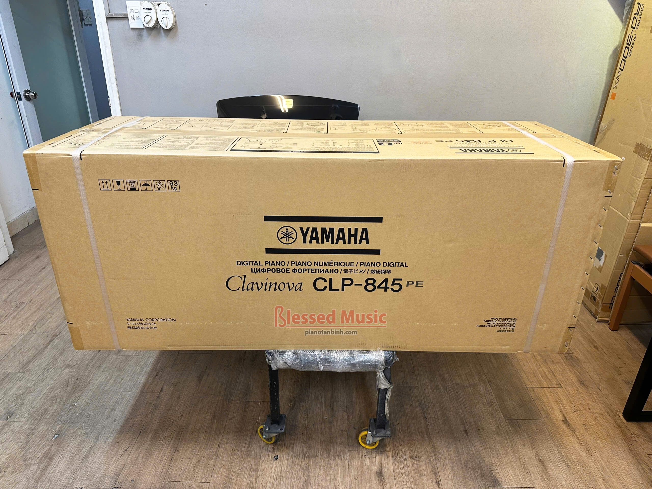 Đàn Piano điện Yamaha CLP 845 PE