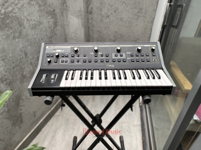 Moog Little Phatty Stage II