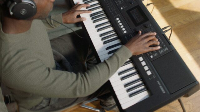 Đàn Yamaha PSR E483