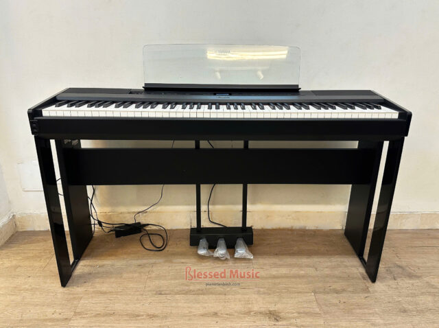 Đàn Piano điện Yamaha P 525B