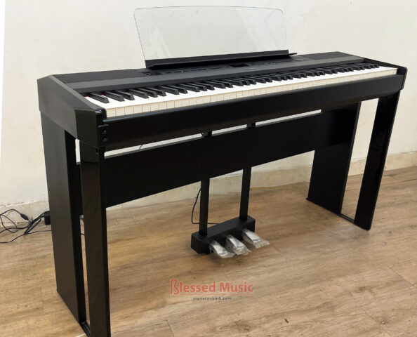 Đàn Piano điện Yamaha P 525B