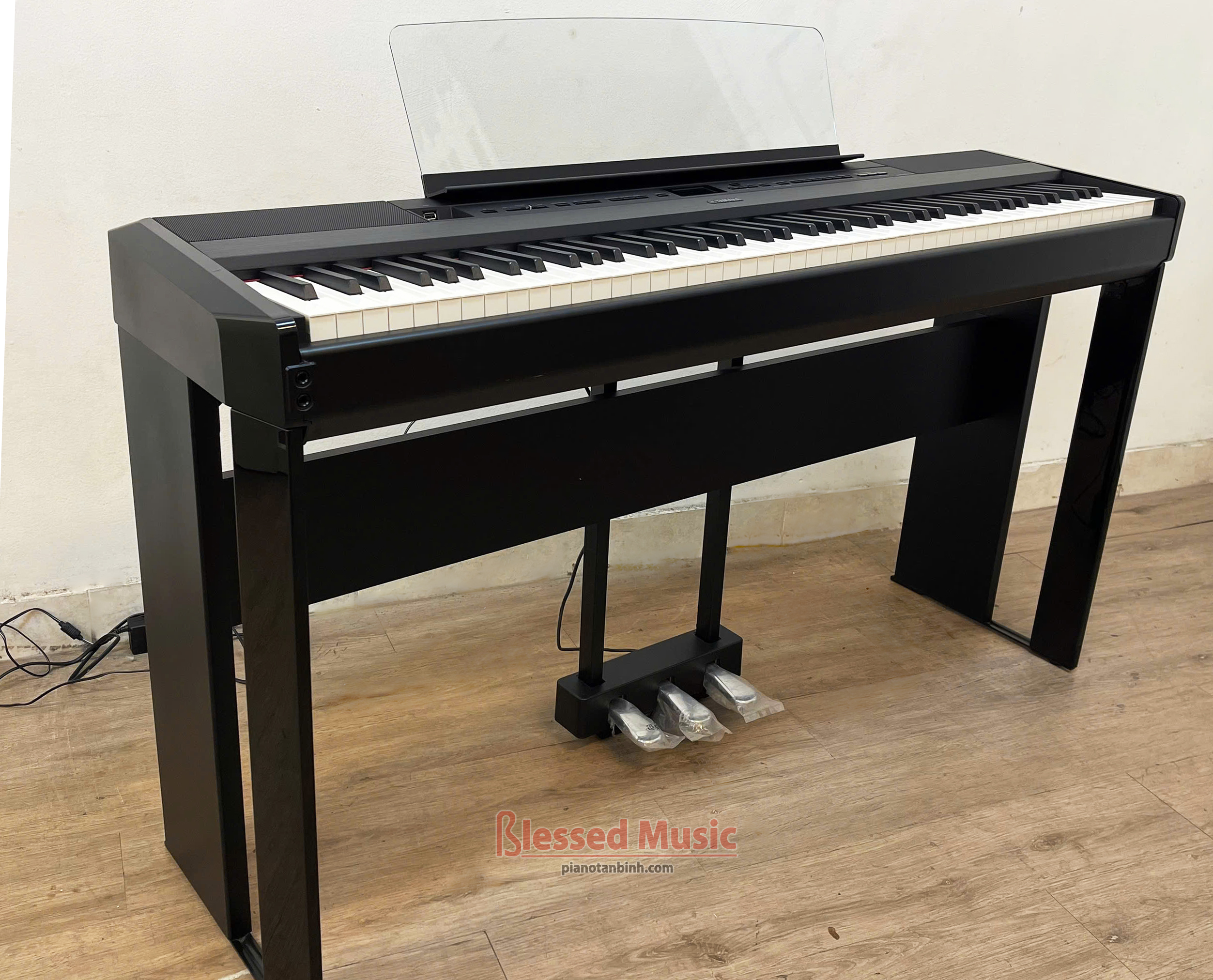 Đàn Piano điện Yamaha P 525B