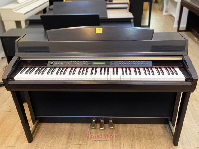 Đàn Piano điện Yamaha CLP 270R
