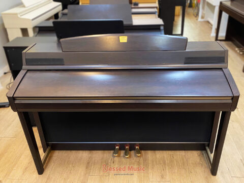 Đàn Piano điện Yamaha CLP 270R
